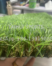Erva sintética 40 mm de altura Escola Futebol Erva de relva artificial rolha verde Erva artificial tapete para campo de futebol