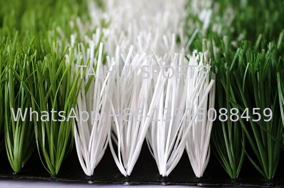 50mm Altura de pilha Material sintético PE Decoração de jardim Tapete de grama artificial para campo de futebol