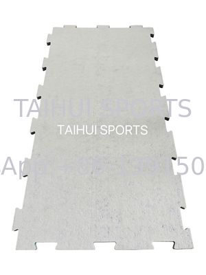 Tapete de segurança de entrelaçamento de espuma de PE com espessura de 10-100 mm e HIC e CFH assegurados para almofada de choque de playground