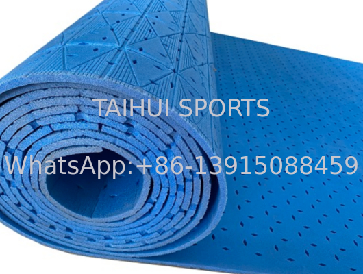 Pads de choque de campo de esportes espuma PE com fita adesiva espessura padrão 8-15MM e comprimento de rolo personalizado