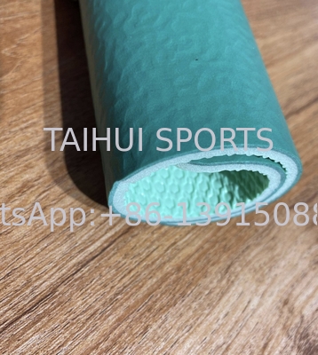 Pisos Esportivos com espessura de 3,5mm-9,0mm para quadras de tênis/basquete/badminton/vôlei