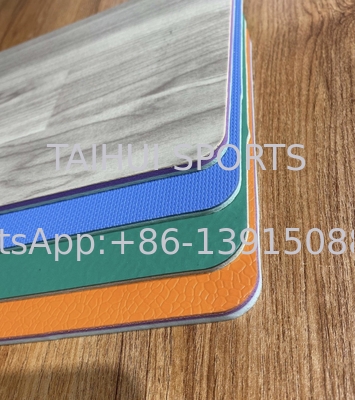 Pisos Esportivos com espessura de 3,5mm-9,0mm para quadras de tênis/basquete/badminton/vôlei