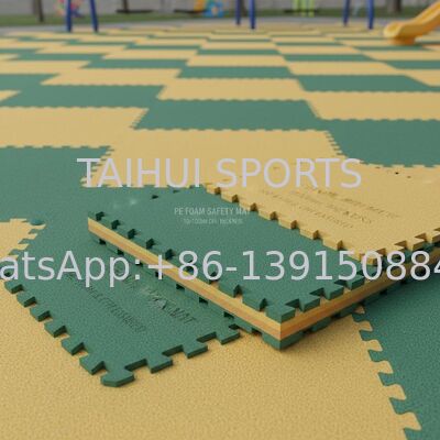 Tapete de segurança de entrelaçamento de espuma de PE com espessura de 10-100 mm e HIC e CFH assegurados para almofada de choque de playground