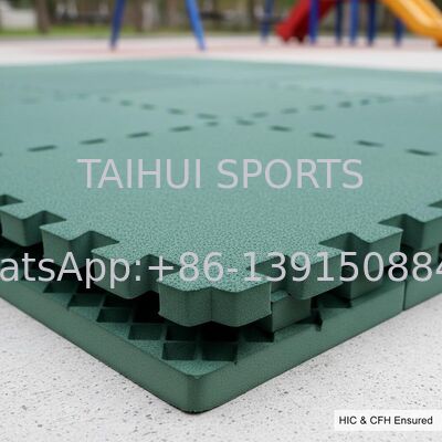 Tapete de segurança de entrelaçamento de espuma de PE com espessura de 10-100 mm e HIC e CFH assegurados para almofada de choque de playground