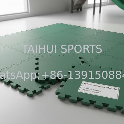 Tapete de segurança de entrelaçamento de espuma de PE com espessura de 10-100 mm e HIC e CFH assegurados para almofada de choque de playground